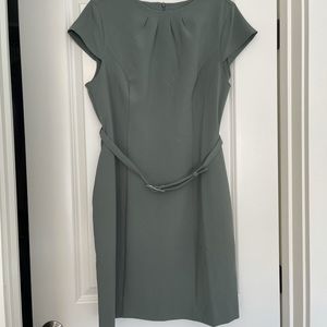 H&M Short Sleeve Belted Business Dress